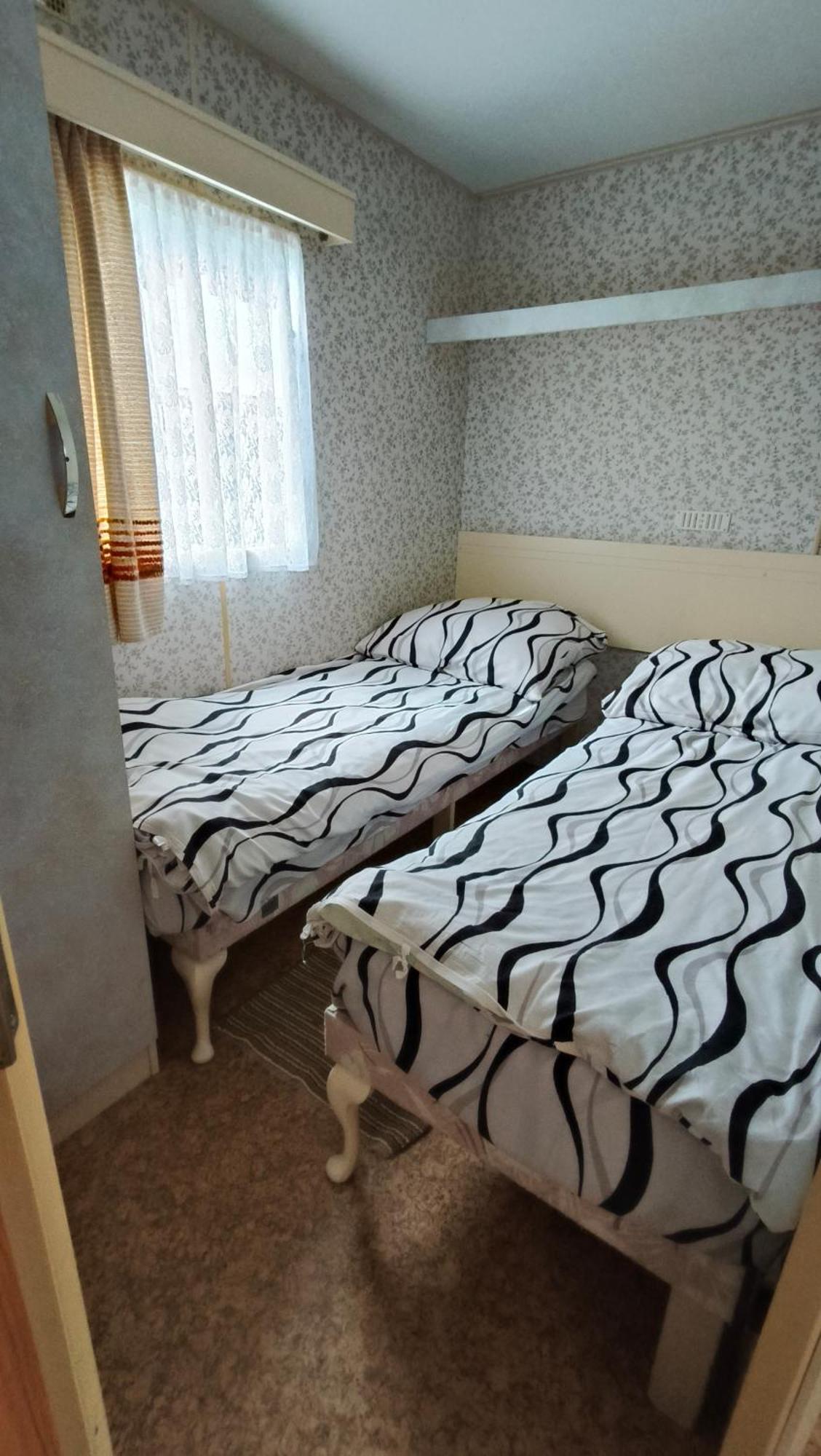 Camping Klif-Nowe Klimatyzowane Domki, 400M Od Centrum Rewala, 30M Od Morza 트르제삭츠 외부 사진