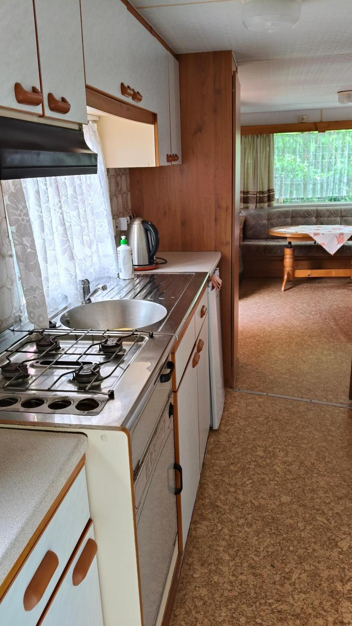 Camping Klif-Nowe Klimatyzowane Domki, 400M Od Centrum Rewala, 30M Od Morza 트르제삭츠 외부 사진