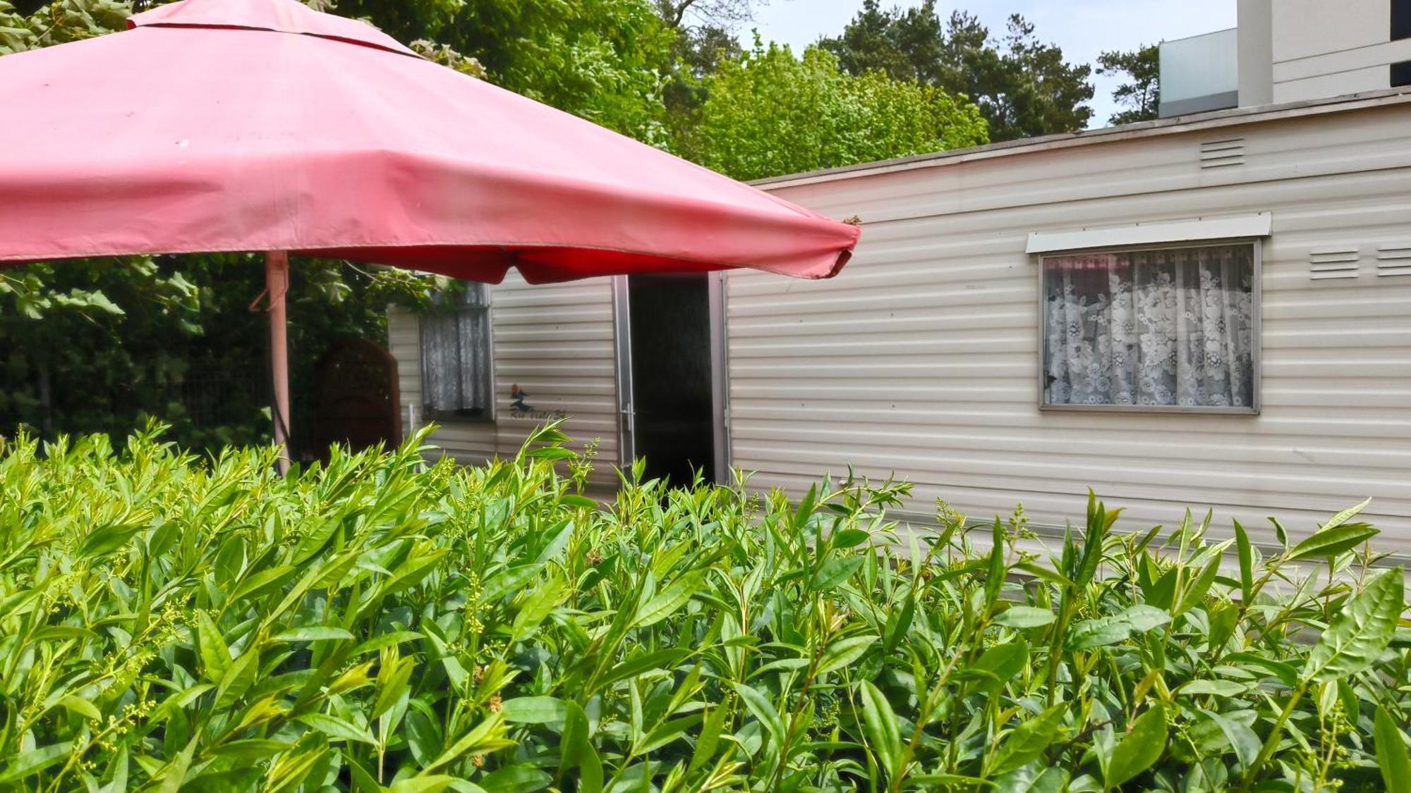 Camping Klif-Nowe Klimatyzowane Domki, 400M Od Centrum Rewala, 30M Od Morza 트르제삭츠 외부 사진